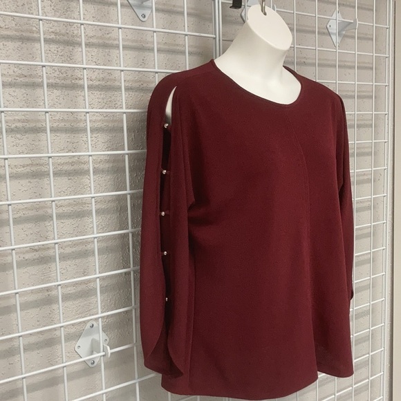 Chico’s Easywear Size 2 (Fits 12/14) Open Long Sleeve Burgundy Blouse - Picture 3 of 4